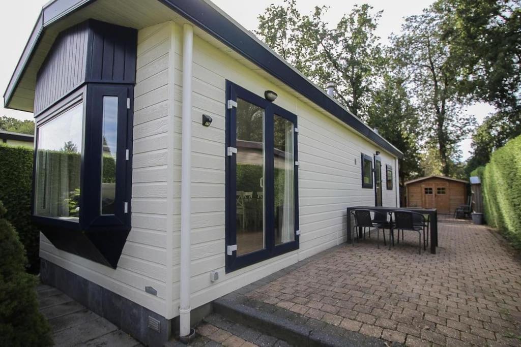 Chalet Voorzien Van Alle Gemakken In Een Bosrijke Omgeving Вортхёйзен Экстерьер фото